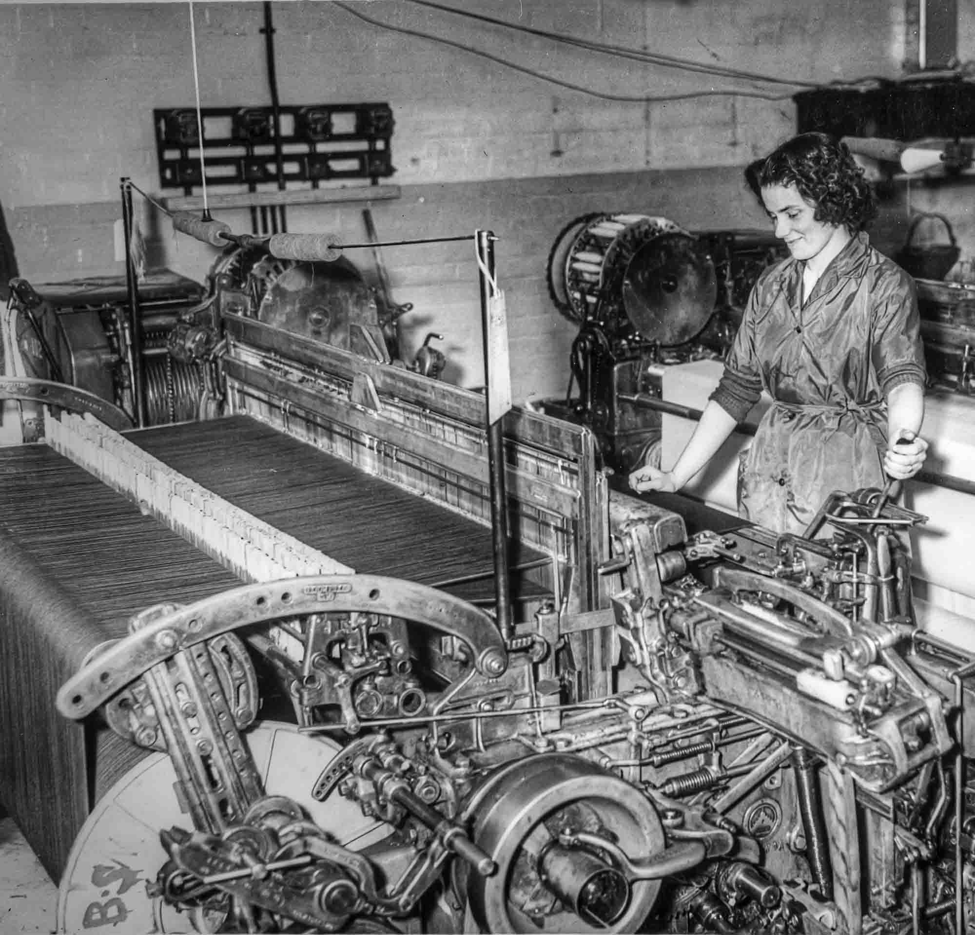 Megan Brown: Weaving Family Heritage into Contemporary Jewellery