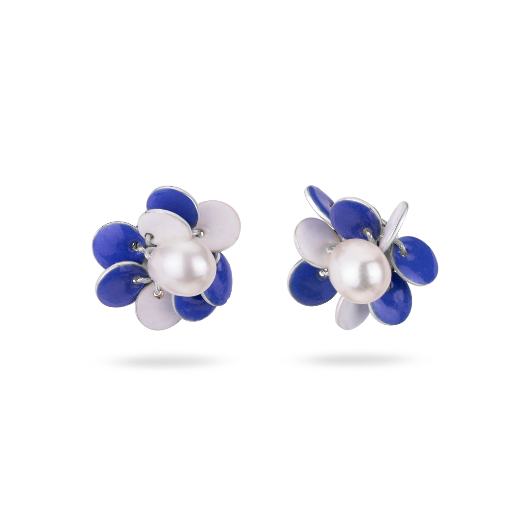 Weaving History into Jewellery: Charlotte Smith’s Revival of Traditional Crafts