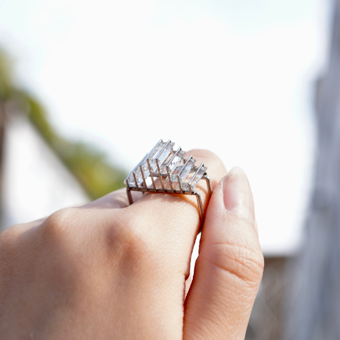 Shifting the Focus: Lois Lo’s Innovative Approach to Gemstone Setting in Jewellery Design