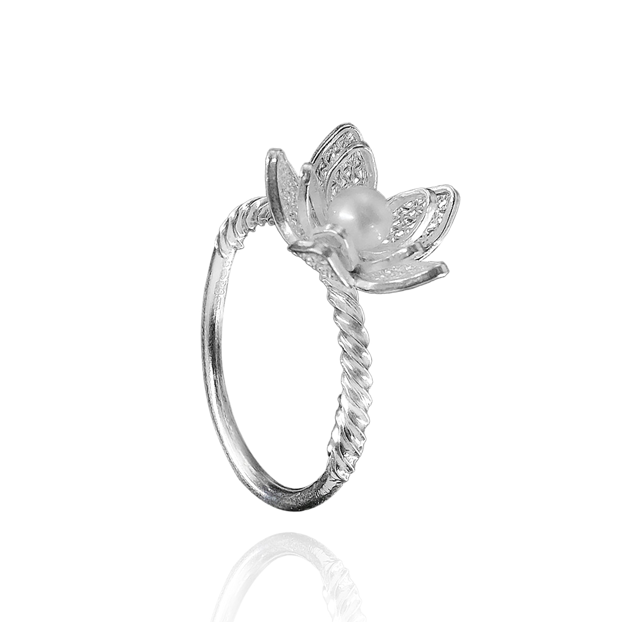 Half Spiral Jasminum Recycled Silver Filigree Ring