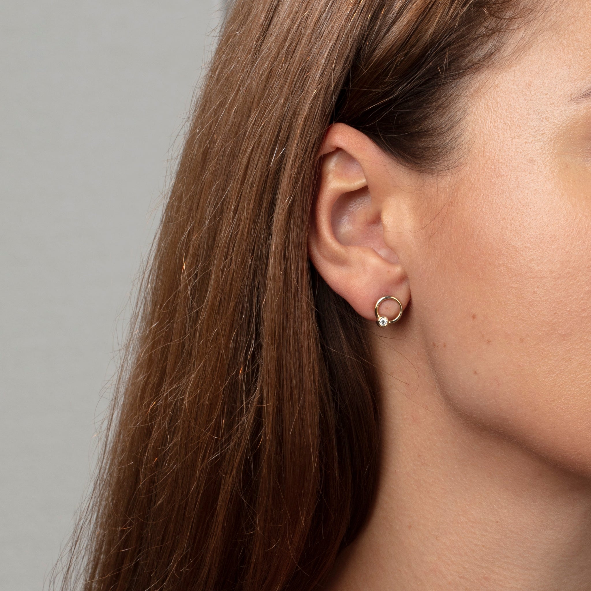 White Gold and Diamond Orbit Midi Single Stud