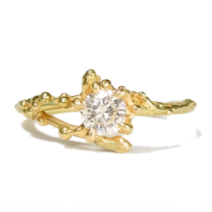Cast Posy Ring in 18ct Solid Gold with Diamond