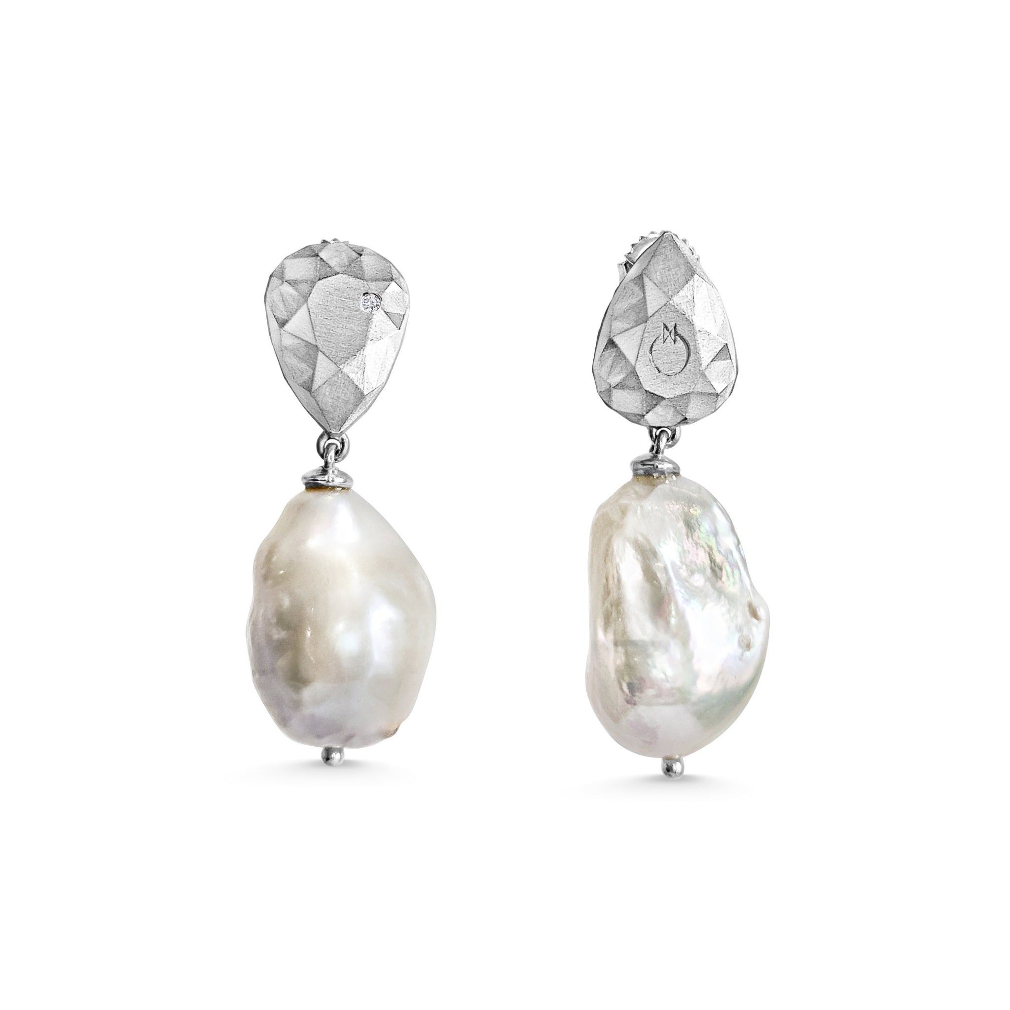 Large Pepita 14ct Gold and Freshwater Pearl Earrings