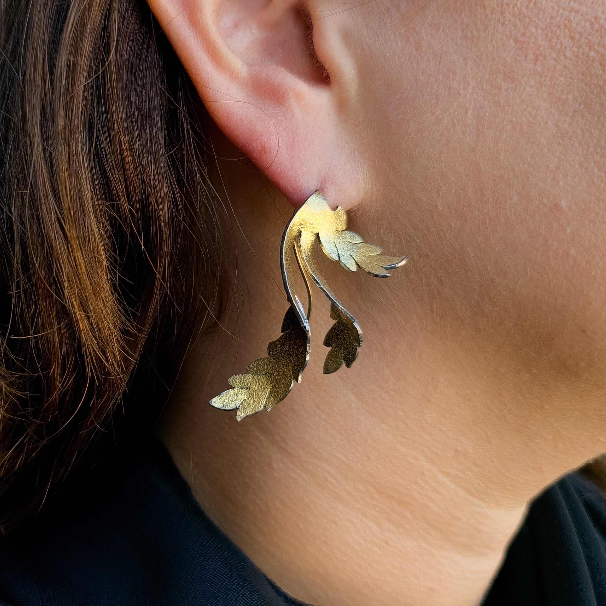 Acanthus Earrings II in Silver with 23.5ct Gold Foil