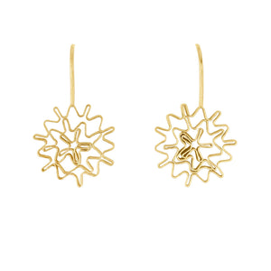 Small Folded Wire Maze Earrings in Solid Gold